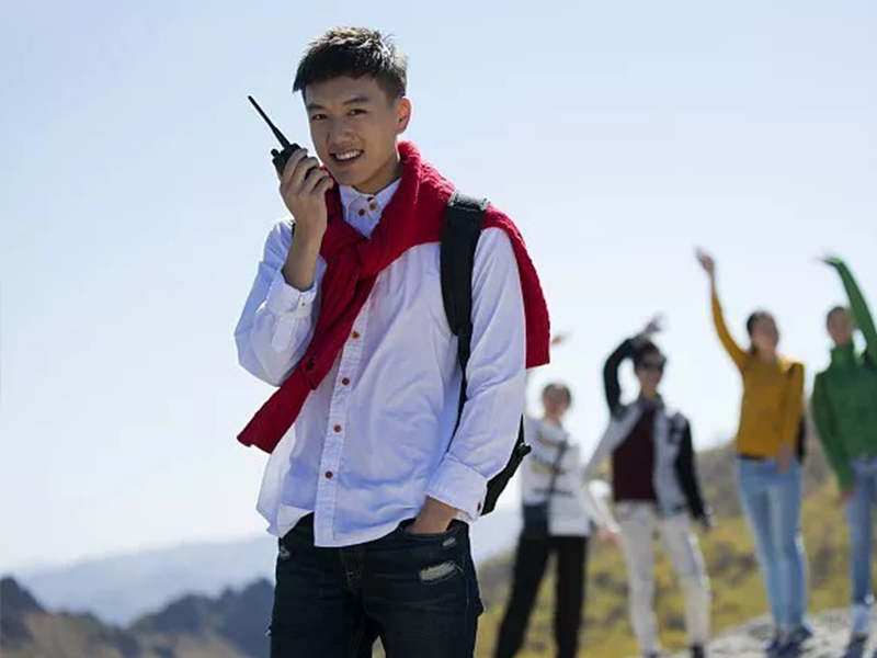 戶外團(tuán)體活動